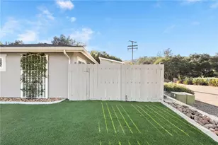 3101 Cherrypoint Ct, Fallbrook, CA 92028 - Photo 18