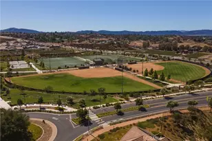 32000 Radiant Dr, Temecula, CA 92591 - Photo 30