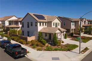 32000 Radiant Dr, Temecula, CA 92591 - Photo 2