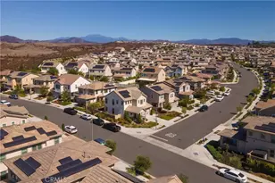 32000 Radiant Dr, Temecula, CA 92591 - Photo 4