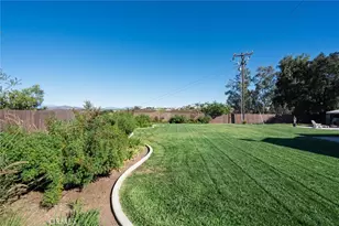 37740 Mary Pl, Murrieta, CA 92563 - Photo 42