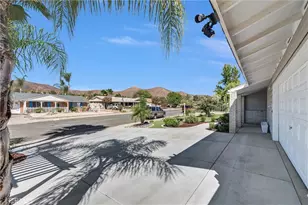 28564 Portsmouth, Sun City, CA 92586 - Photo 4