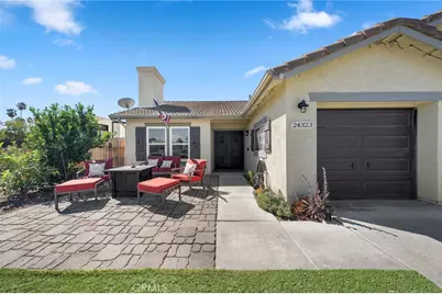24323 Kentucky Derby Way, Murrieta, CA 92562 - Photo 2