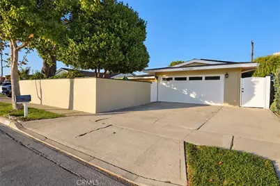 474 Ogle Street, Costa Mesa, CA 92627 - Photo 4