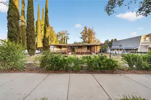 41926 Juniper, Murrieta, CA 92562 - Photo 2
