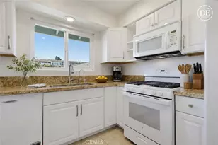 3615 Vista Bella, Oceanside, CA 92057 - Photo 4
