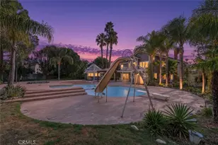 30542 Bridgeview Cir, Temecula, CA 92592 - Photo 2