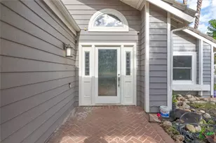 30542 Bridgeview Cir, Temecula, CA 92592 - Photo 10