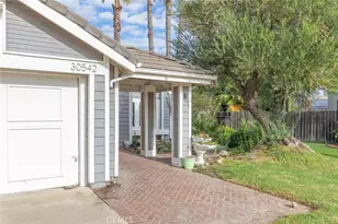 30542 Bridgeview Cir, Temecula, CA 92592 - Photo 8