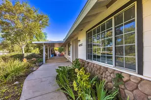 40542 Quiet Hills, Hemet, CA 92544 - Photo 2