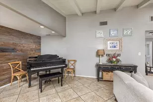 40542 Quiet Hills, Hemet, CA 92544 - Photo 6