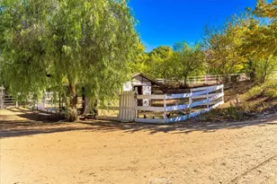 40542 Quiet Hills, Hemet, CA 92544 - Photo 42