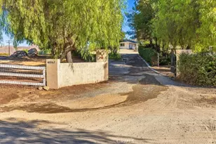 40542 Quiet Hills, Hemet, CA 92544 - Photo 28