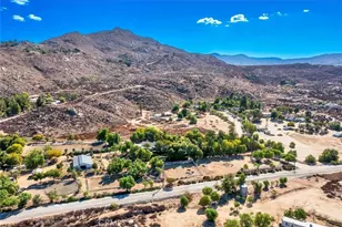 40542 Quiet Hills, Hemet, CA 92544 - Photo 48