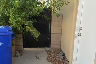 1272 Esperanza, Palm Springs, CA 92262 - Photo 12