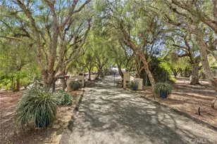 349 Puerta De Lomas, Fallbrook, CA 92028 - Photo 48