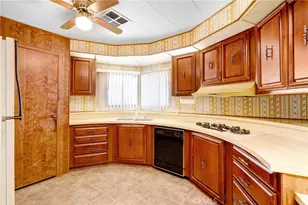39010 Calle De Amor, Murrieta, CA 92563 - Photo 12