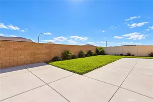 34510 Coconut Cir, Winchester, CA 92596 - Photo 26