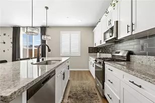 34510 Coconut Cir, Winchester, CA 92596 - Photo 12