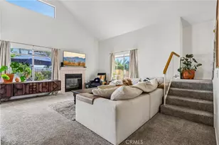 37394 Cole Creek Ct, Murrieta, CA 92562 - Photo 4