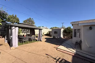 3653 Briarvale St, Corona, CA 92879 - Photo 12