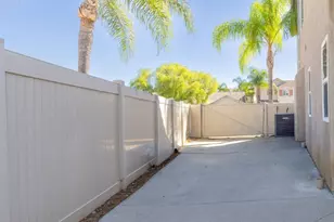 45269 Callesito Ordenes, Temecula, CA 92592 - Photo 40