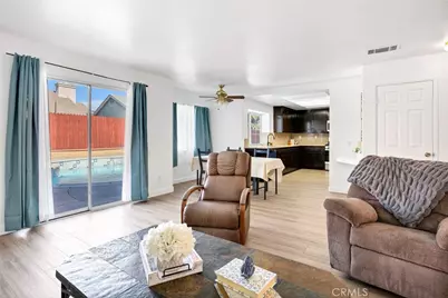 975 Peacock Dr, San Jacinto, CA 92583 - Photo 8