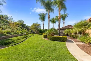 34581 Collier Falls Ct, Temecula, CA 92592 - Photo 2