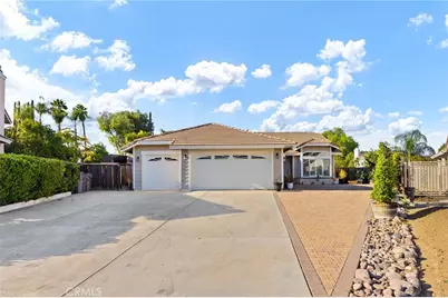 25586 Corte Colina, Murrieta, CA 92563 - Photo 4