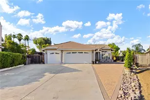 25586 Corte Colina, Murrieta, CA 92563 - Photo 4