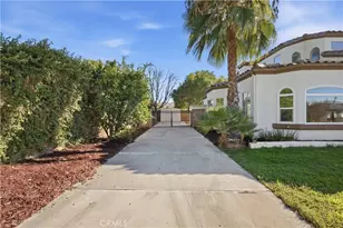 42115 Shadow Ln, Hemet, CA 92544 - Photo 6