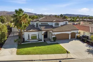 42115 Shadow Ln, Hemet, CA 92544 - Photo 4