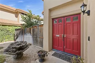 30371 Falcon Point Ct, Murrieta, CA 92563 - Photo 6