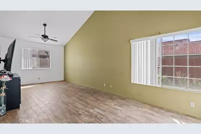 29680 Brookfield, Menifee, CA 92586 - Photo 4