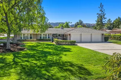 22833 Hidden Creek Court, Murrieta, CA 92562 - Photo 2
