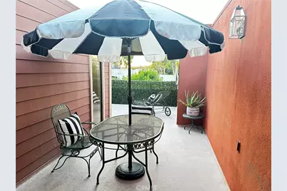 3200 W Riverside Drive #M, Burbank, CA 91505 - Photo 14