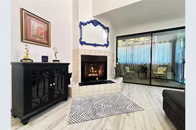 3200 W Riverside Drive #M, Burbank, CA 91505 - Photo 6