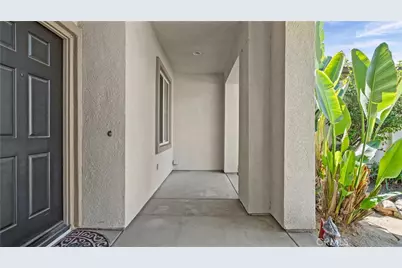 29128 Blue Spruce, Menifee, CA 92584 - Photo 2
