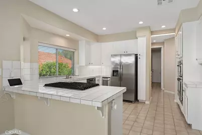 38125 Braemar Court, Murrieta, CA 92562 - Photo 8