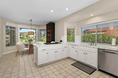 38125 Braemar Court, Murrieta, CA 92562 - Photo 10