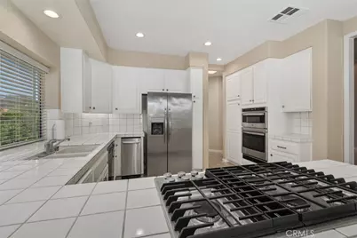 38125 Braemar Court, Murrieta, CA 92562 - Photo 6