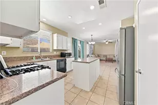24814 Danube Ct, Hemet, CA 92544 - Photo 10