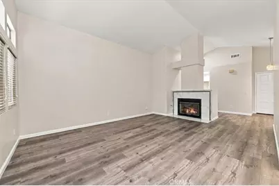 40281 Corte Peralta, Murrieta, CA 92562 - Photo 10
