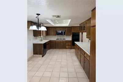 15440 Mandan, Apple Valley, CA 92307 - Photo 6