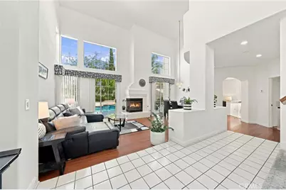 32100 Via Benabarre, Temecula, CA 92592 - Photo 6