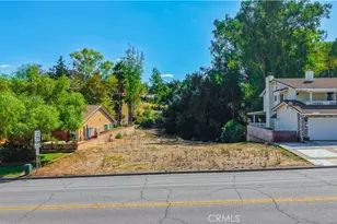 23377 Continental Dr, Canyon Lake, CA 92587 - Photo 1