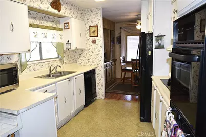 880 N Lake Street #56, Hemet, CA 92544 - Photo 6