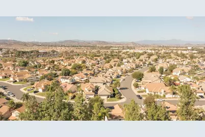 30423 Shoreline Drive, Menifee, CA 92584 - Photo 32