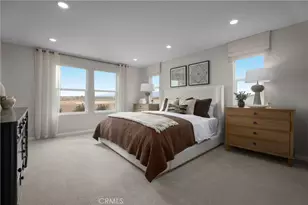 10588 Regatta Ct, Victorville, CA 92392 - Photo 6