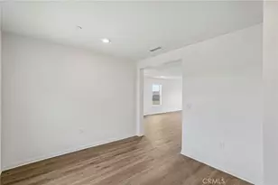 10635 Sea Venture Wy, Victorville, CA 92392 - Photo 12